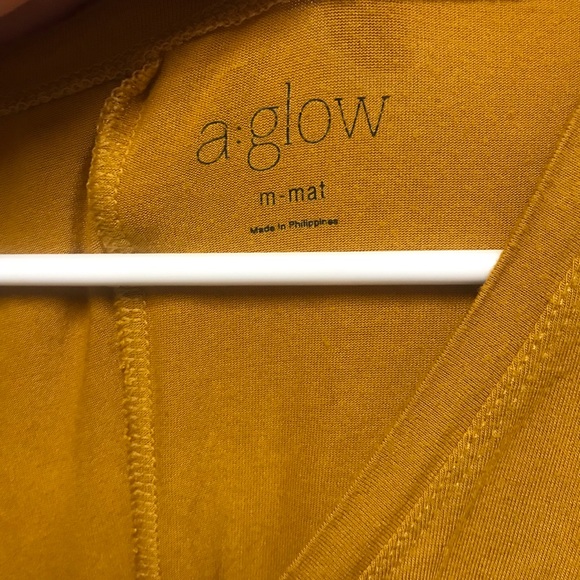 a.glow Maternity pleat front top, mustard color - Picture 5 of 5